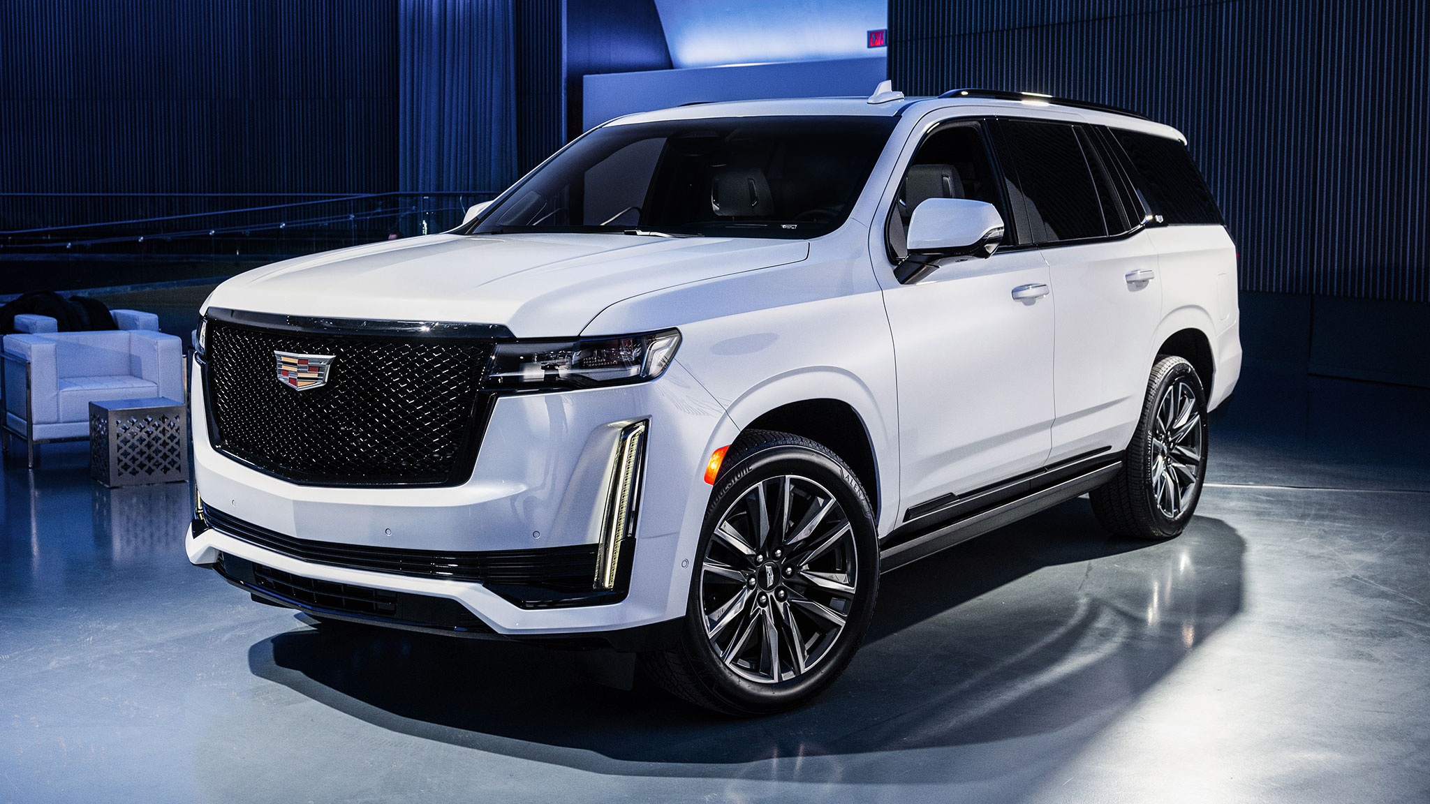 2022 Cadillac Escalade Oil Capacity, Transmission, Specifications