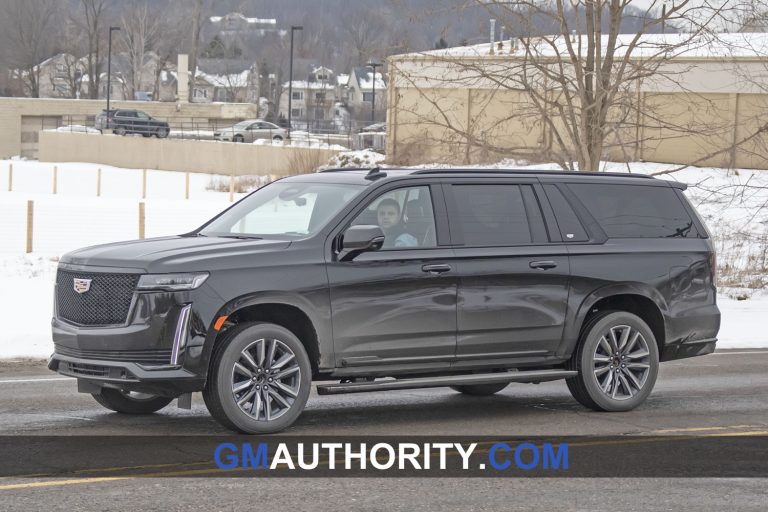 2022 Cadillac Escalade Platinum Pictures, Reviews, Wheels