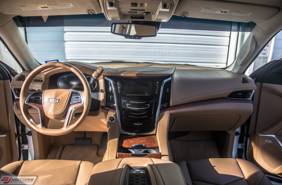 2024 Cadillac Escalade Platinum Interior