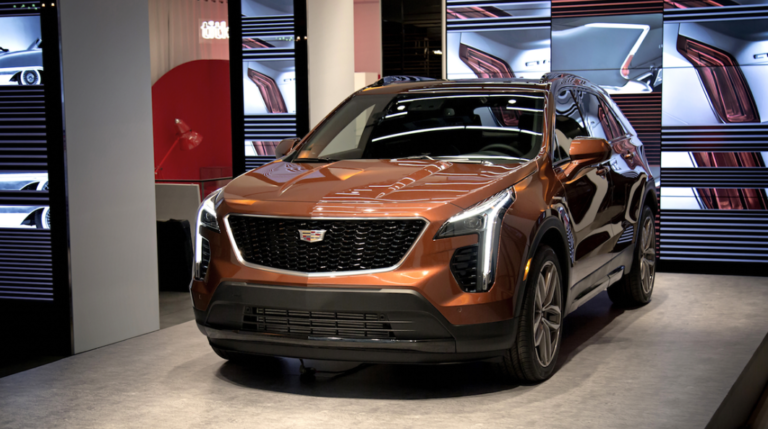 2024 Cadillac XT4 Exterior