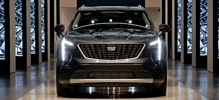 New 2024 Cadillac XT4 Exterior