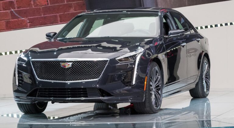 2024 Cadillac CT4 V Exterior