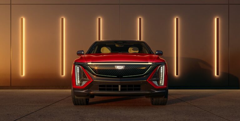 2024 Cadillac Lyriq Exterior