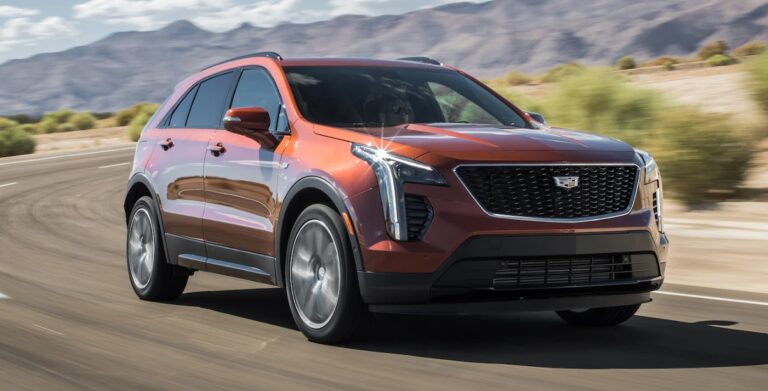 2025 Cadillac XT4 Exterior