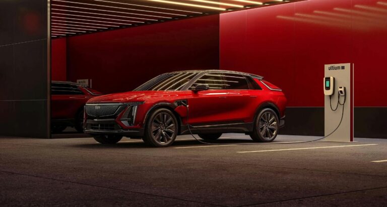 Cadillac Lyriq 2024 Exterior