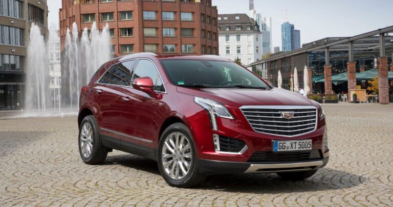 2025 Cadillac XT5 Exterior