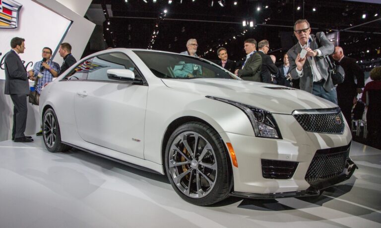 2025 Cadillac ATS-V Coupe Exterior