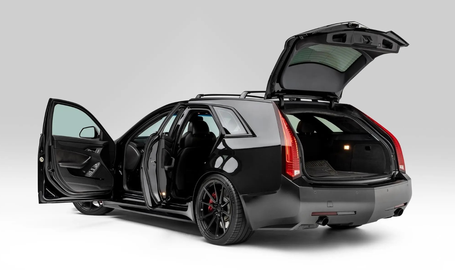 2025 Cadillac CTS Sport Wagon Interior