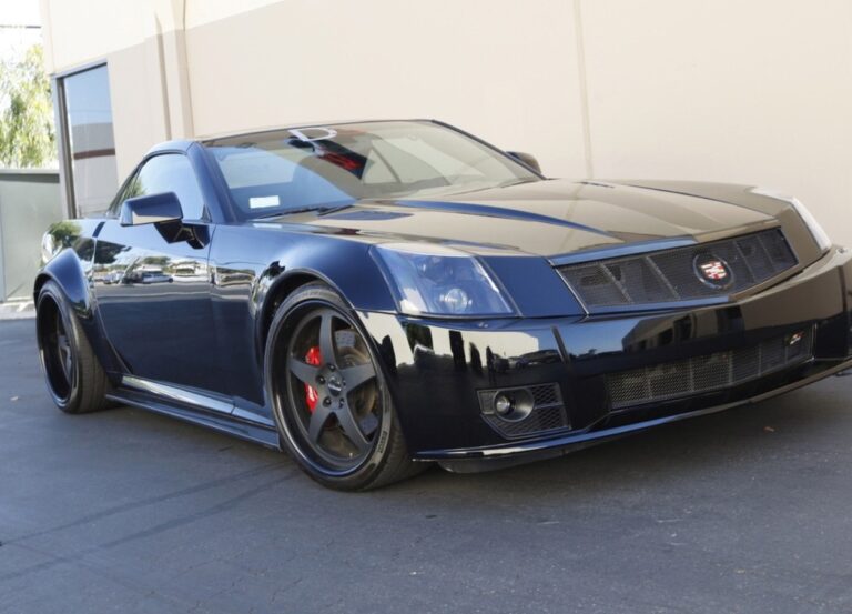 2025 Cadillac XLR-V Specs