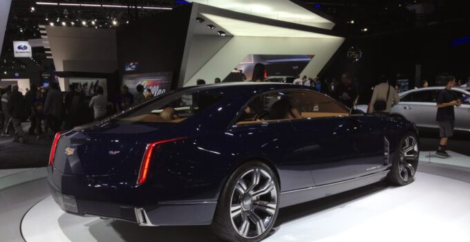 2025 Cadillac XTS Specs